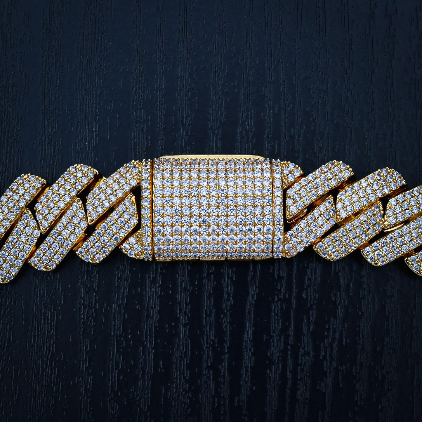 19mm Diamond Prong Link Cuban Necklace - Gold