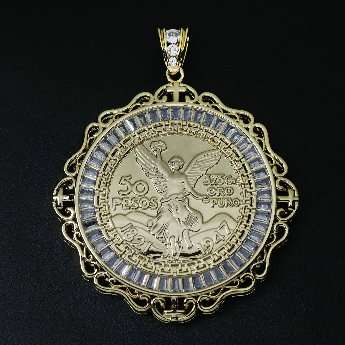 Royal Baguette Bezel Centenario Pendant
