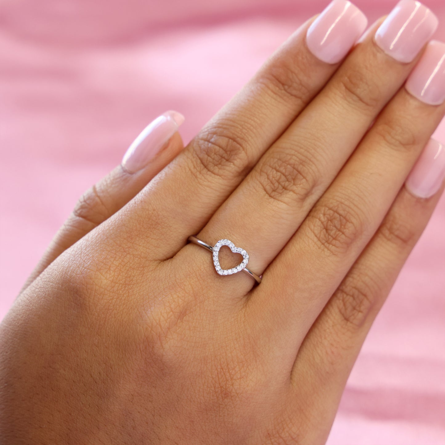 Small Iced Heart Ring - 925 Silver