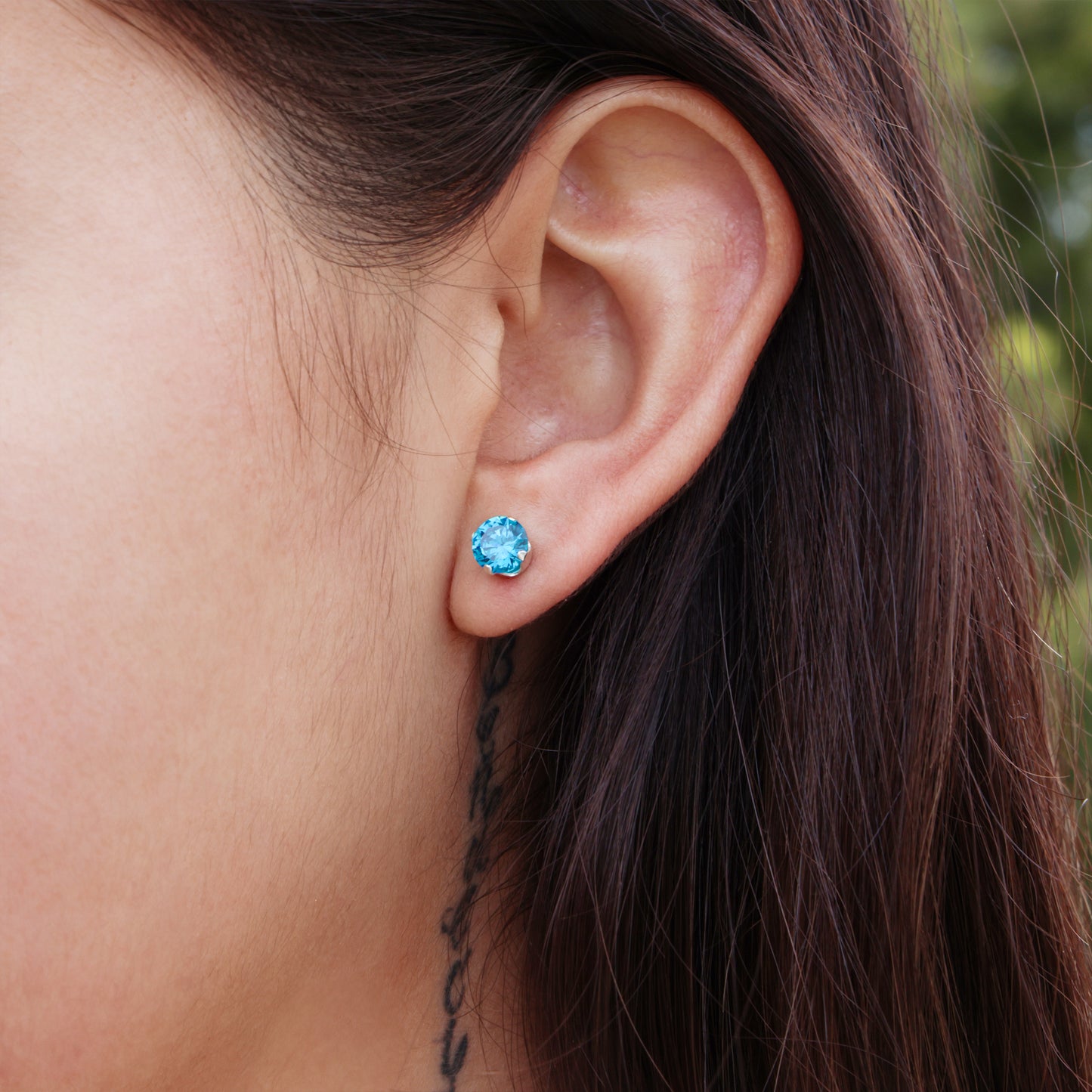 Women's 6mm Round Blue Topaz CZ Stud Earrings - 925 Silver