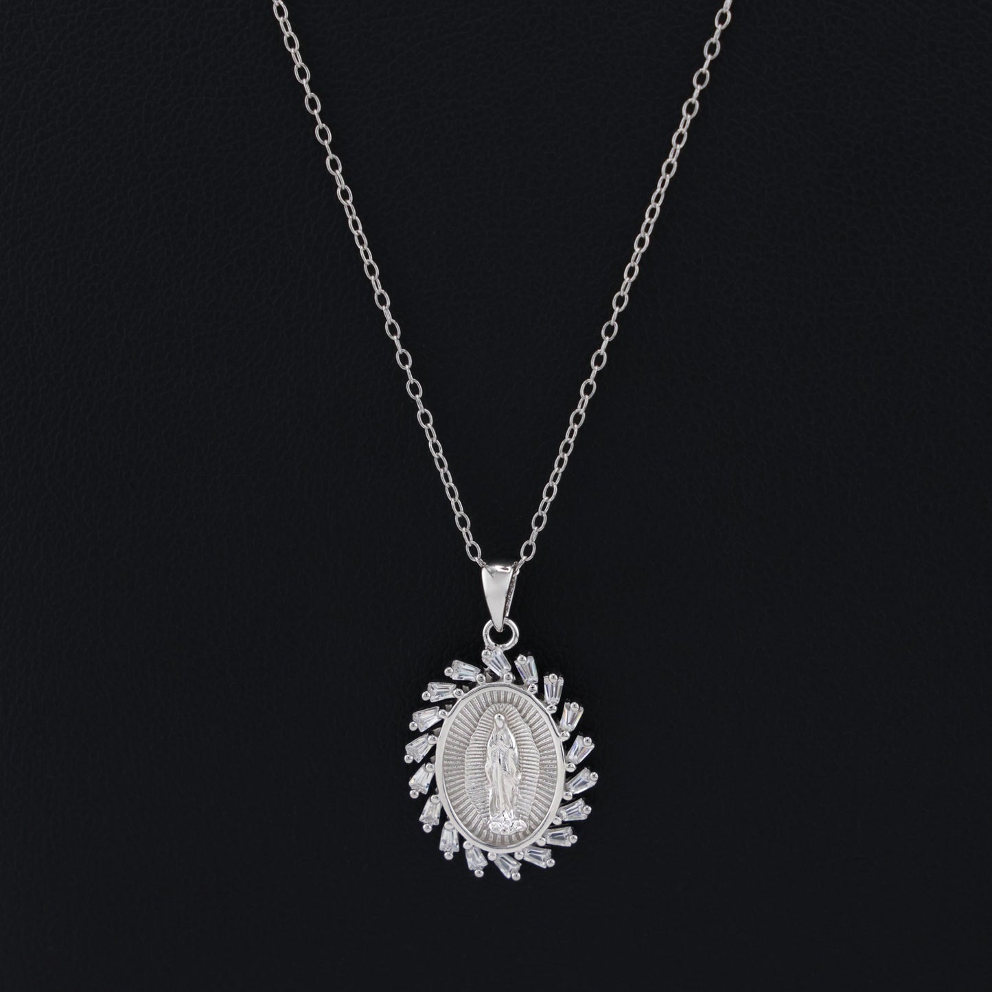 Small Virgin Mary Oval Baguette Necklace - 925 Silver