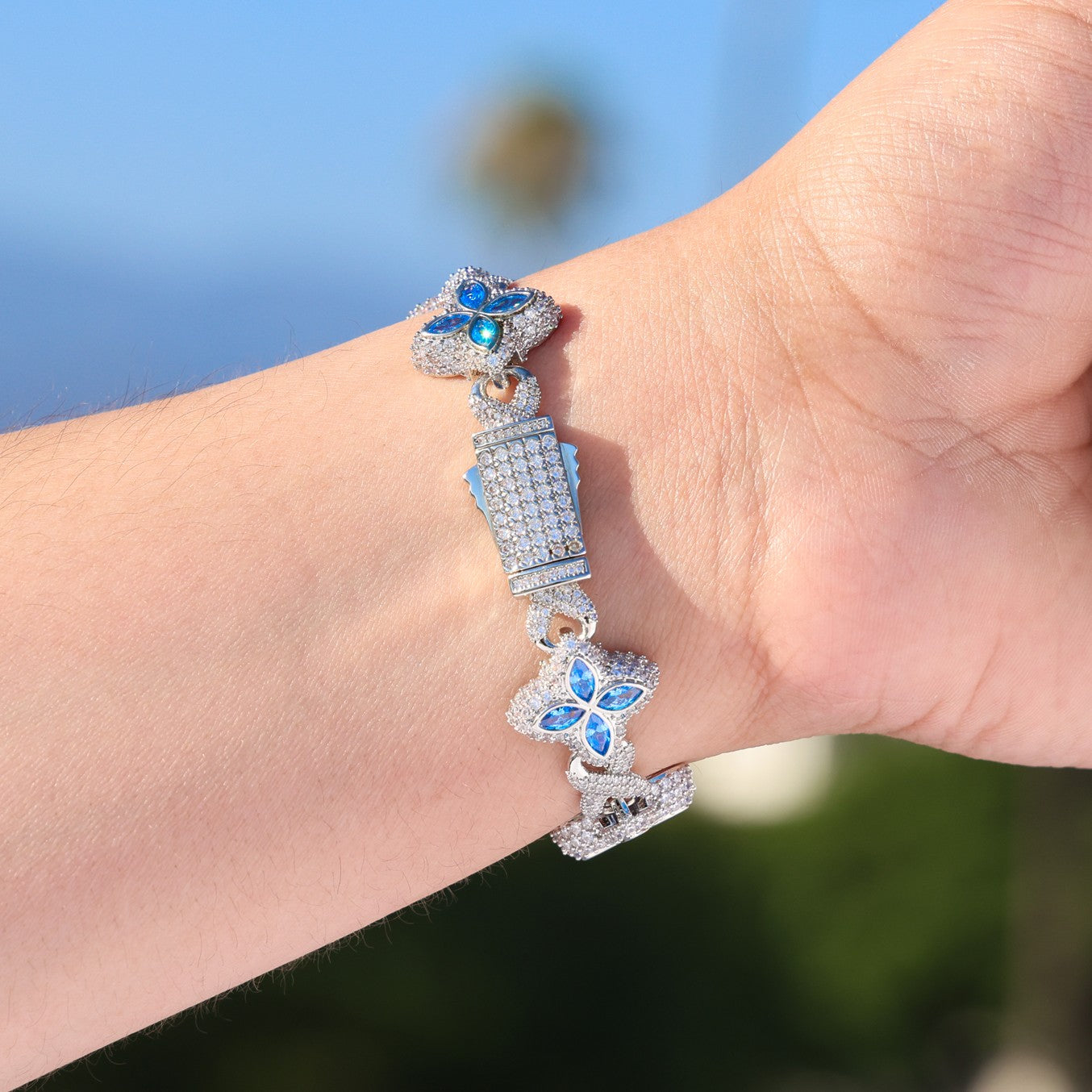 Iced Aqua Blue Clover Link Bracelet - White Gold