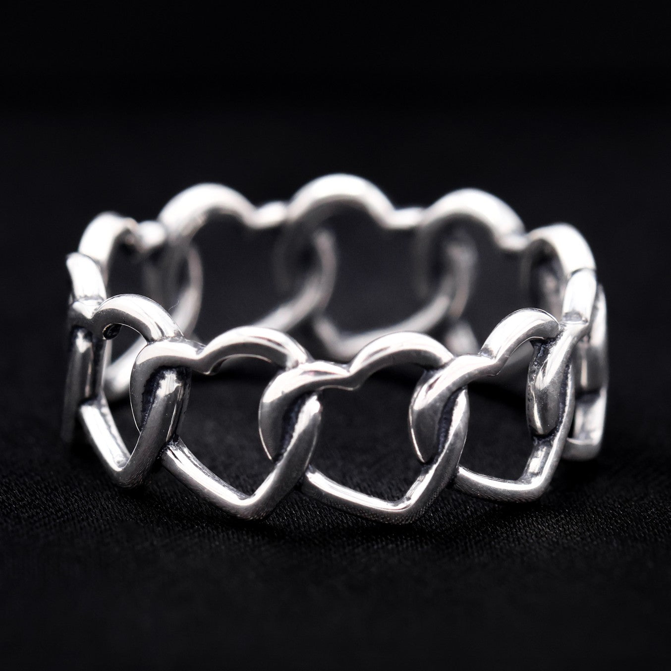 Loving Heart Eternity Band Ring - 925 Silver