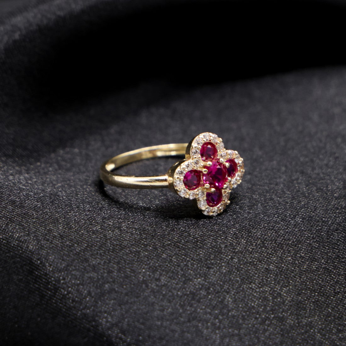 Iced Magenta Clover Ring - 14k Gold