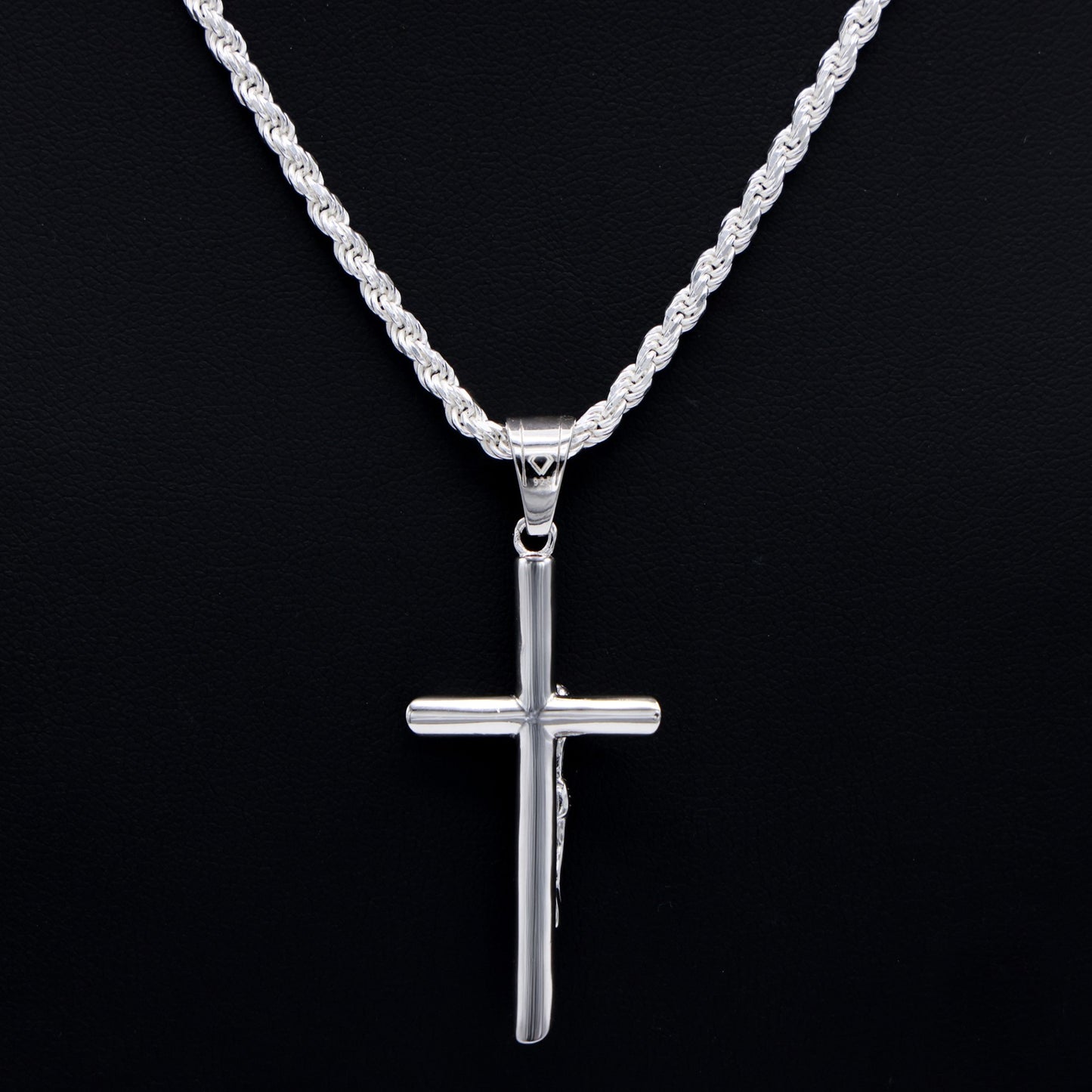The Classic Crucifix Pendant - 925 Silver