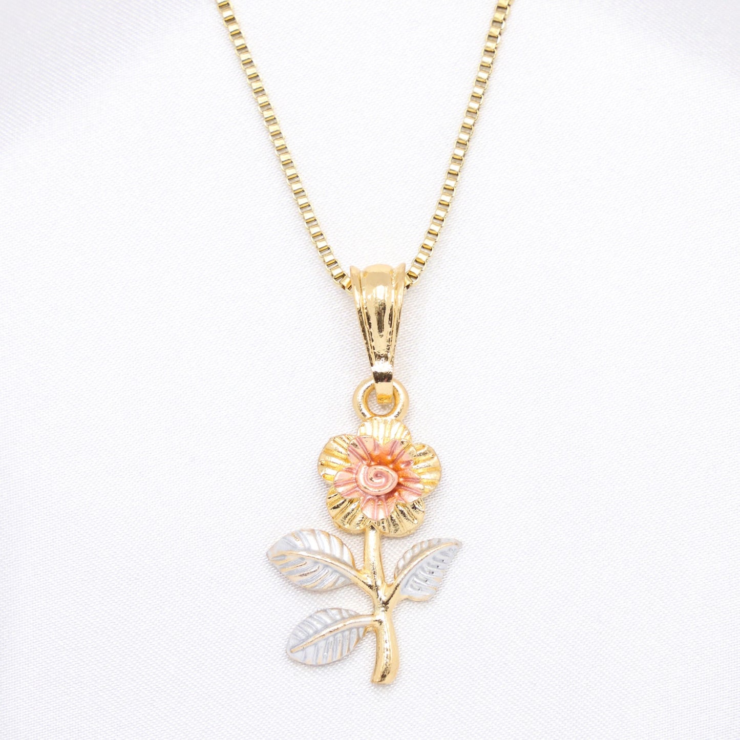Flower 3 Tone Necklace - Gold