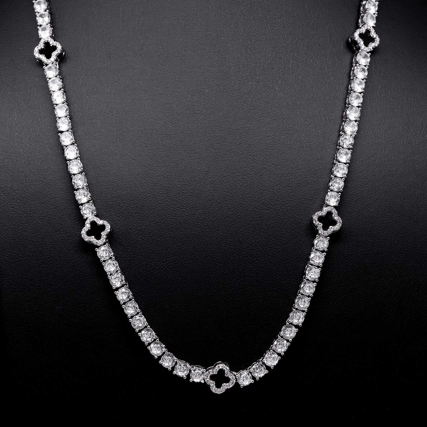 4mm Black Clover Tennis Necklace - White Gold