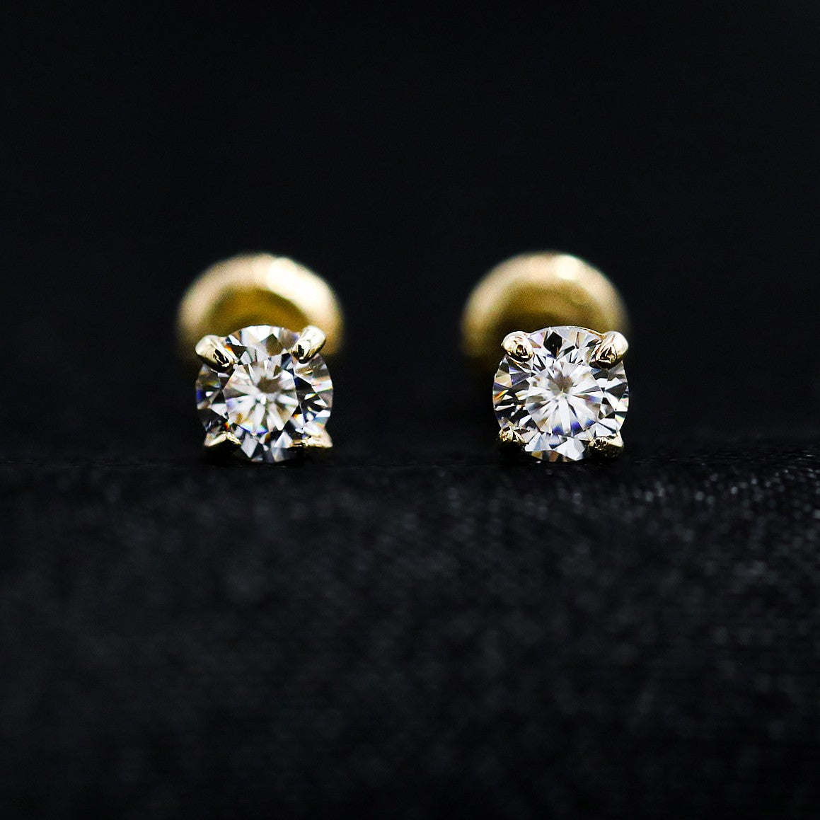 Moissanite Round Cut Stud Earrings - 14k Gold