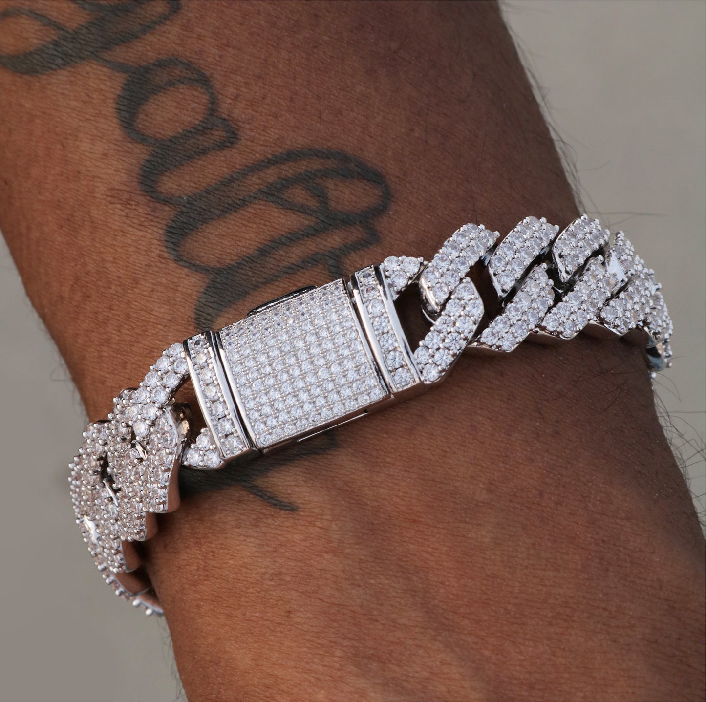 13mm Moissanite Prong Link Bracelet - 925 Silver