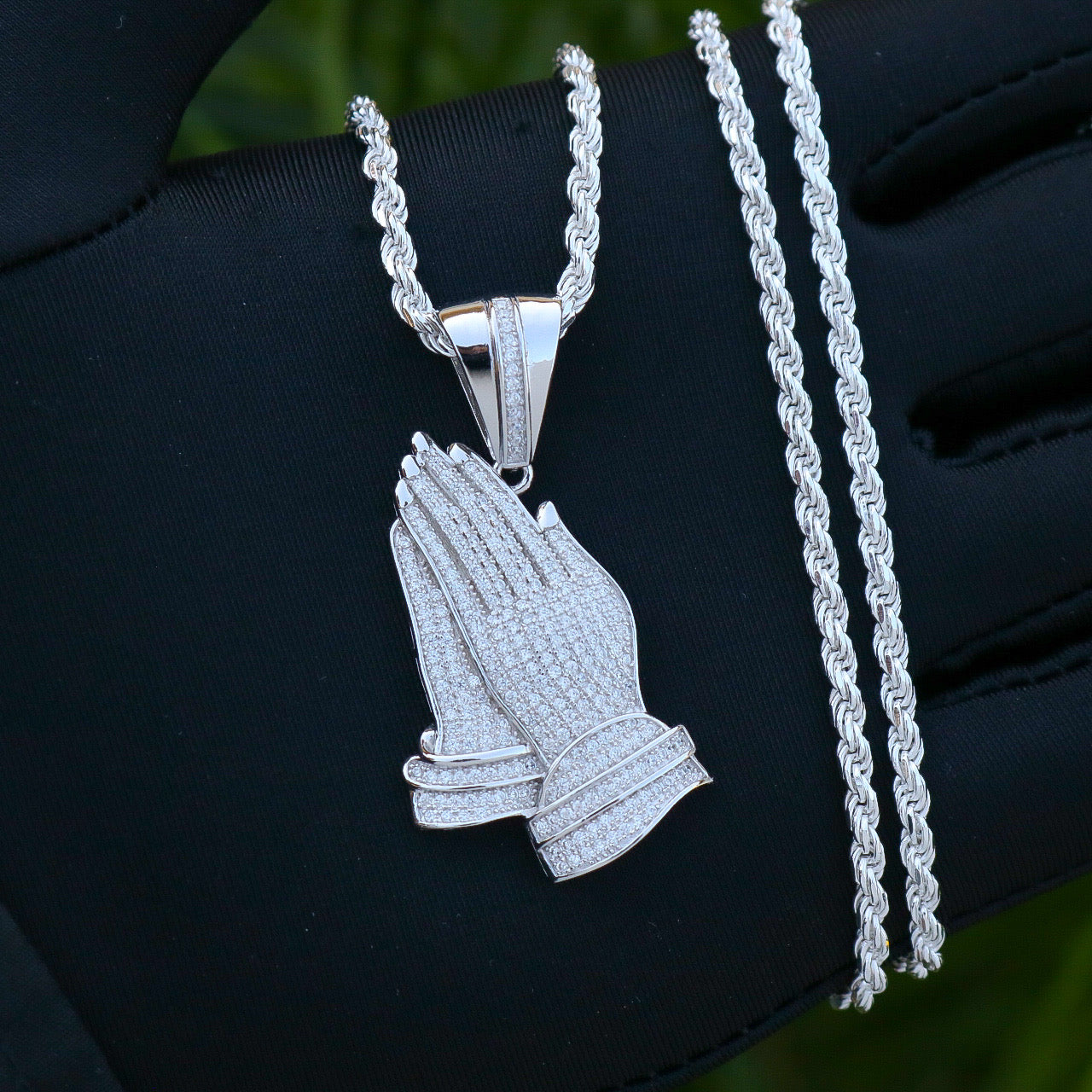 Iced Out Praying Hands - 925 Silver