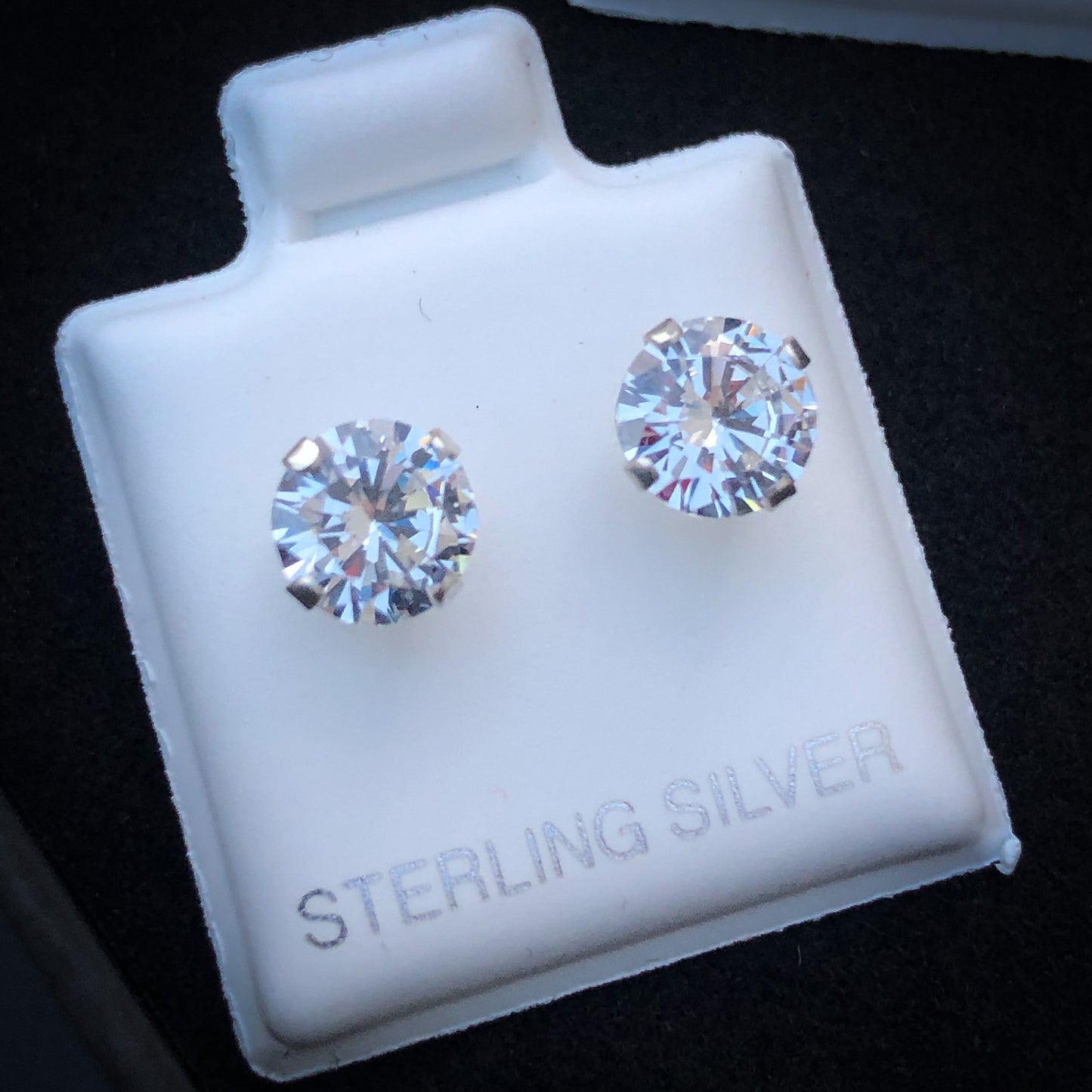 Round Cut Stud Earrings - 925 Silver