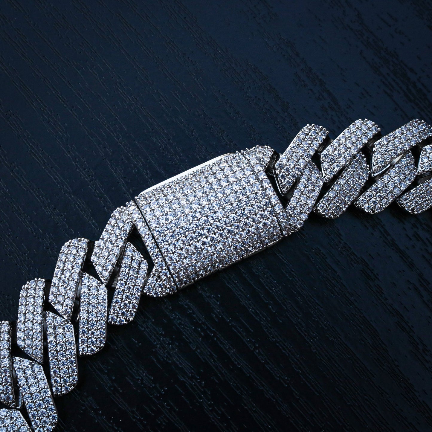 19mm Diamond Prong Link Cuban Chain - White Gold