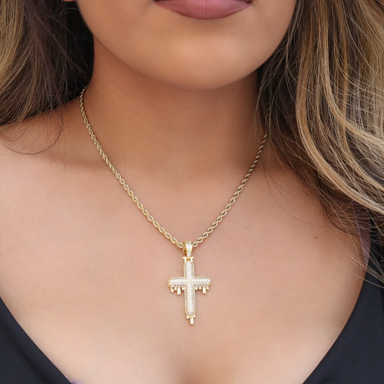 Drip Cross Pendant - Gold