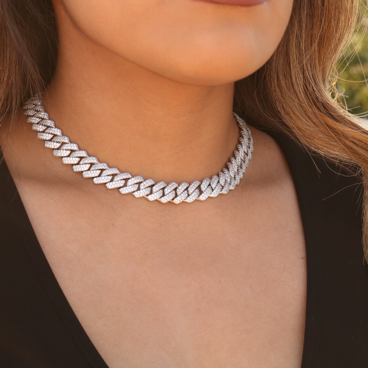 Women's 13mm Diamond Prong Cuban chain - White Gold – Huerta Jewelry