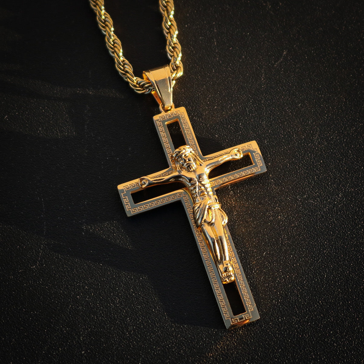 Jesus Crucifix Pendant Gold – Huerta Jewelry