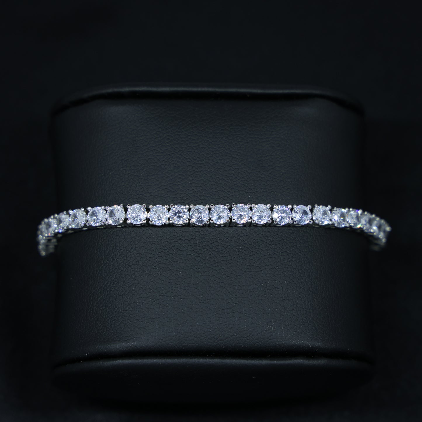 4mm Moissanite Tennis bracelet - 925 Silver