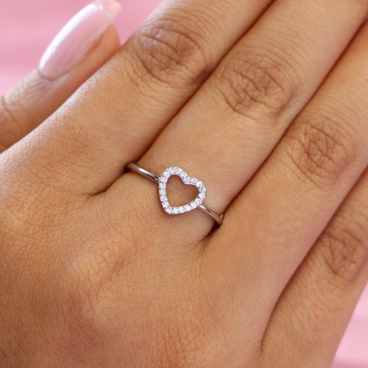 Small Iced Heart Ring - 925 Silver