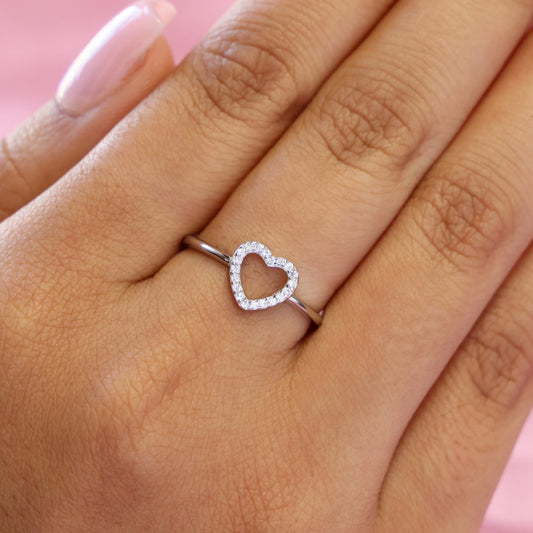 Small Iced Heart Ring - 925 Silver