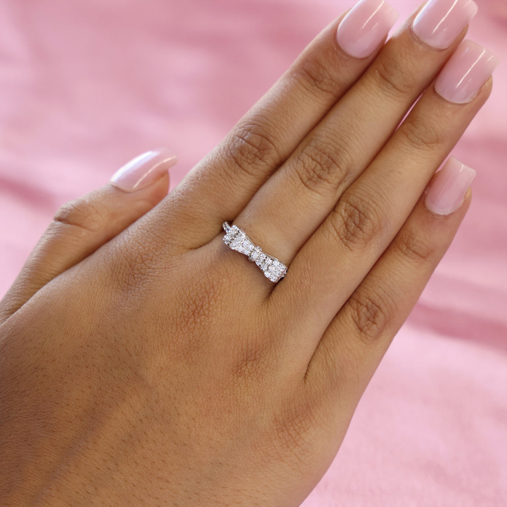 Iced Coquette Ring - 925 Silver