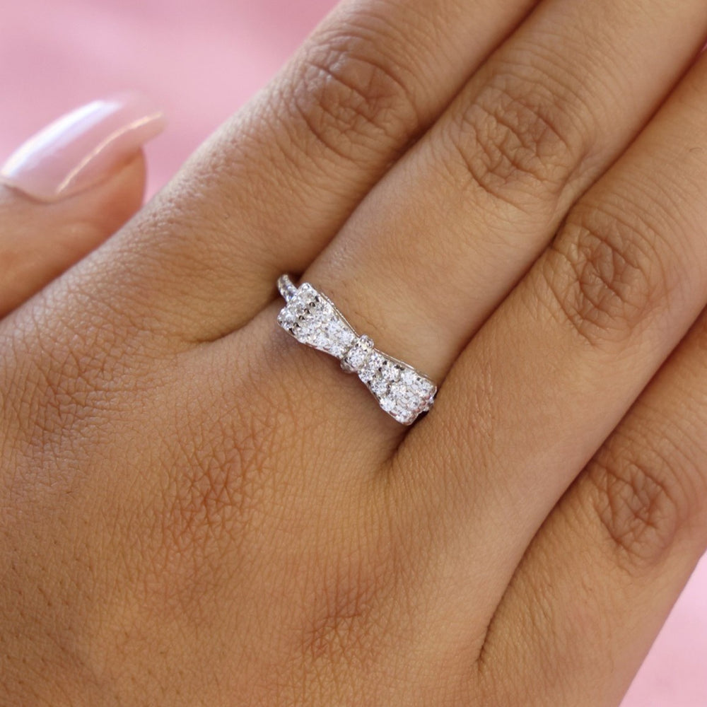 Iced Coquette Ring - 925 Silver