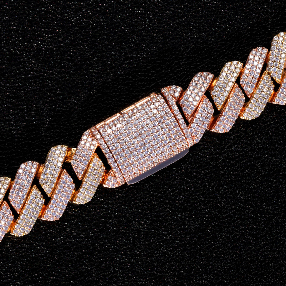 19mm Diamond Prong Link Chain - 2 Tone