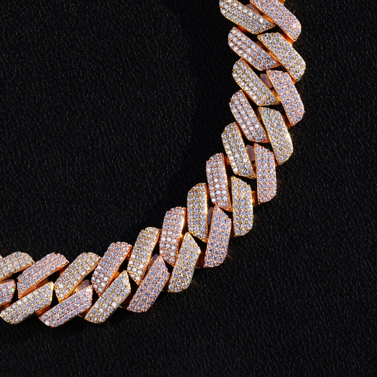 19mm Diamond Prong Link Chain - 2 Tone