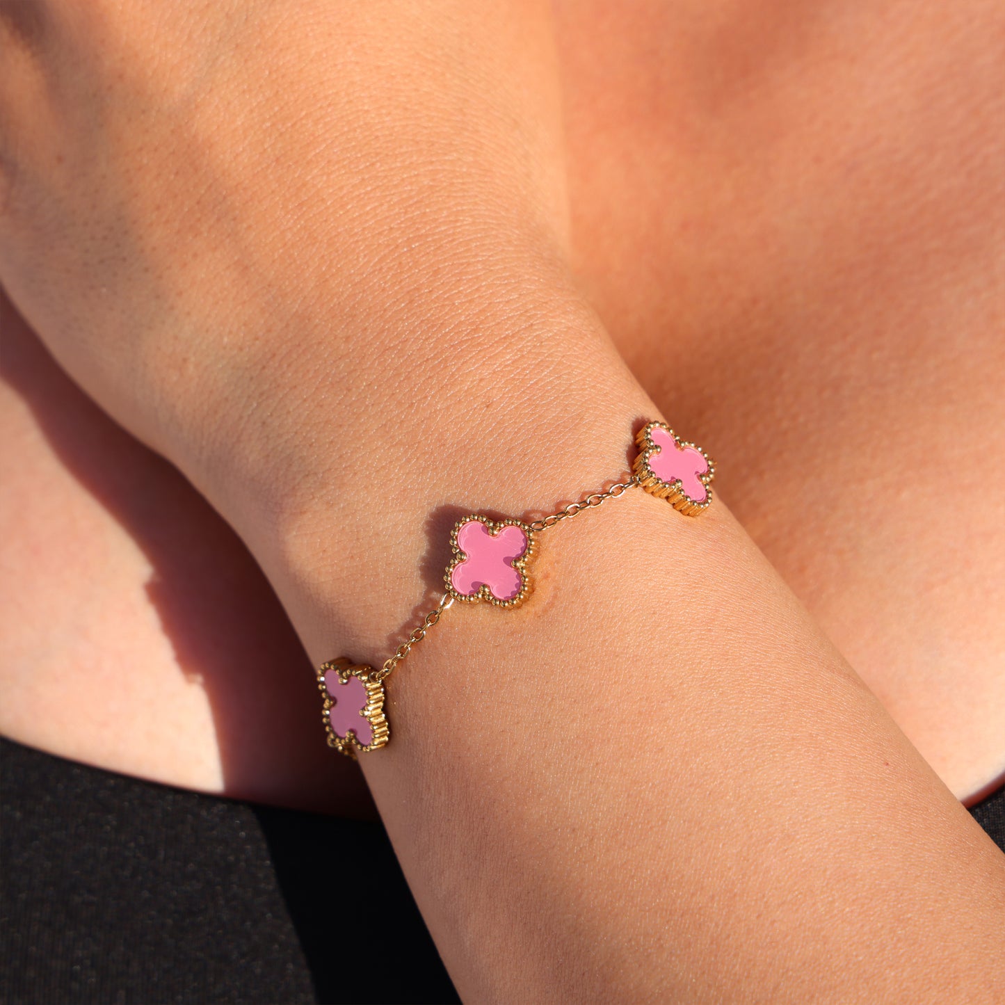 Pink Clover Bracelet - Gold