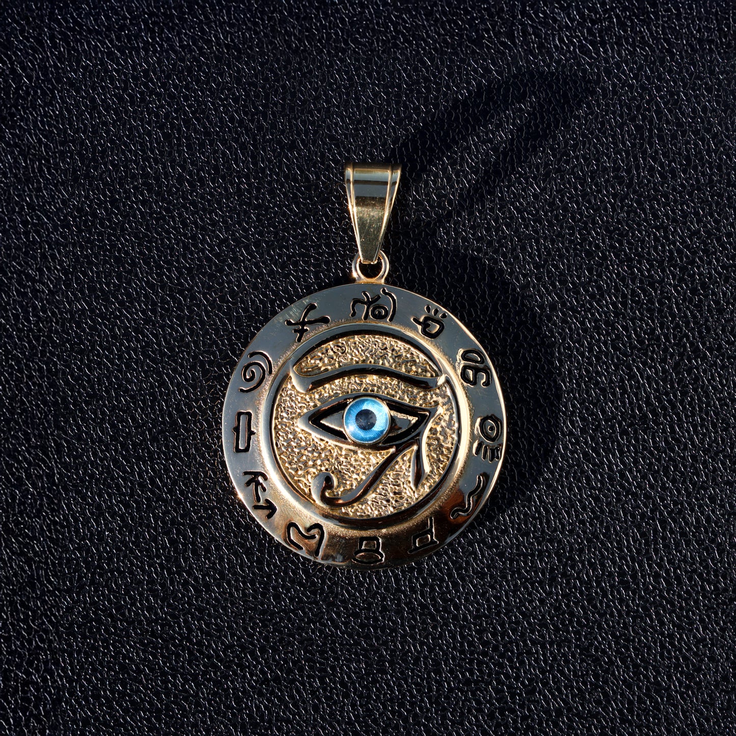 Eye of Horus Pendant - Gold