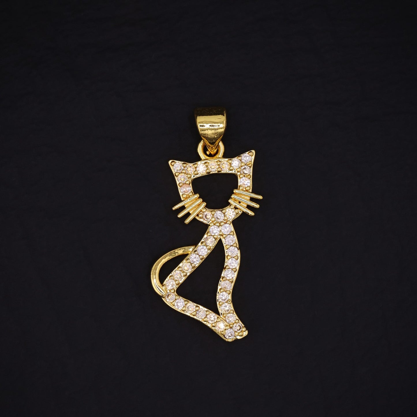 Icy Cat Necklace - Gold