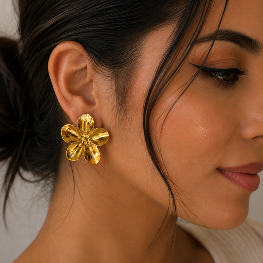 Hibiscus Flower Stud Earrings - Gold
