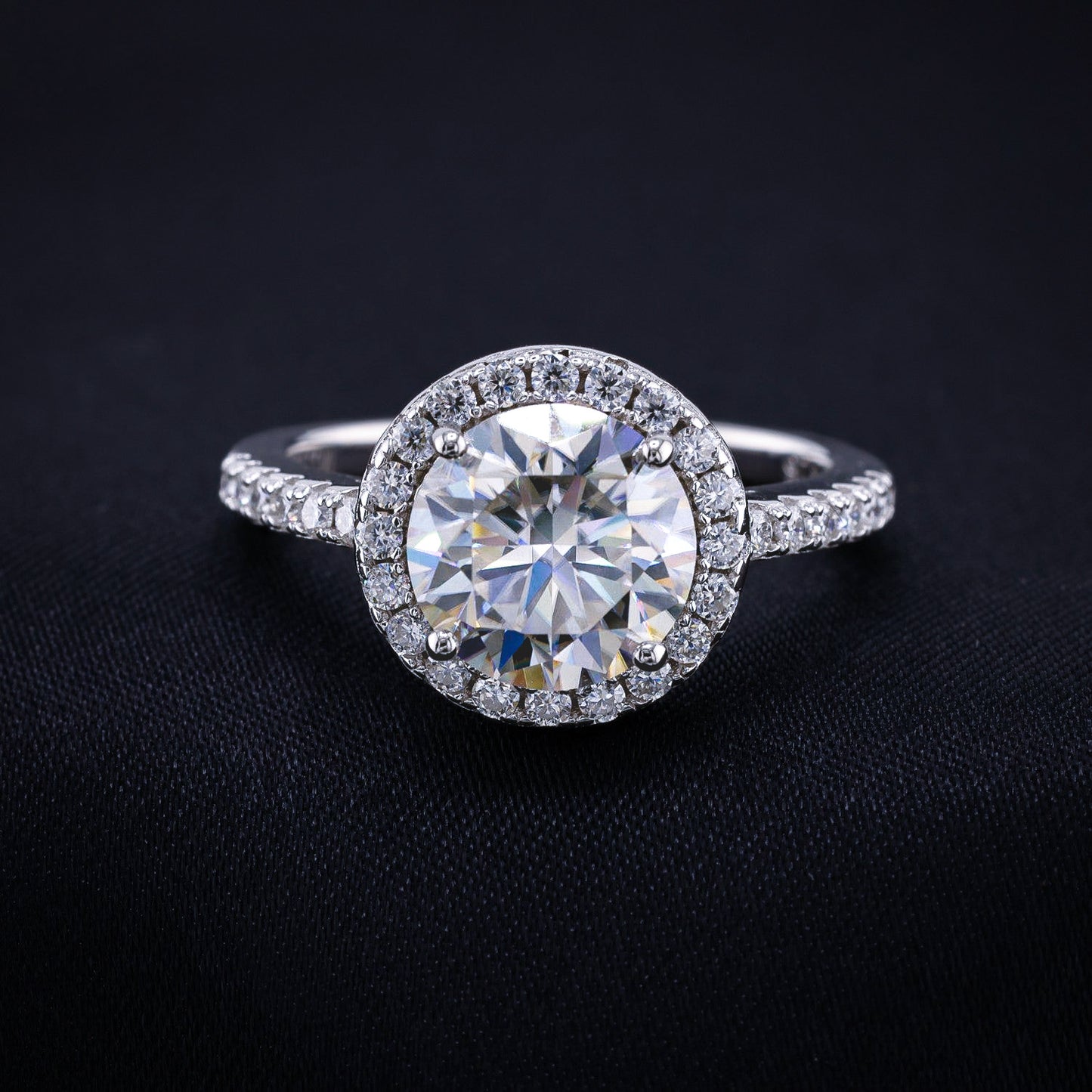 2ct Moissanite Round Brilliant Cut Halo Ring - 925 Silver