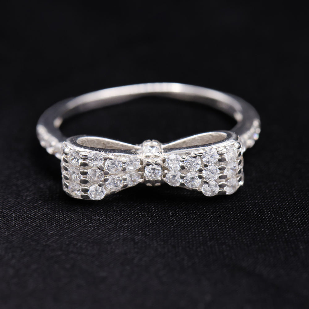 Iced Coquette Ring - 925 Silver