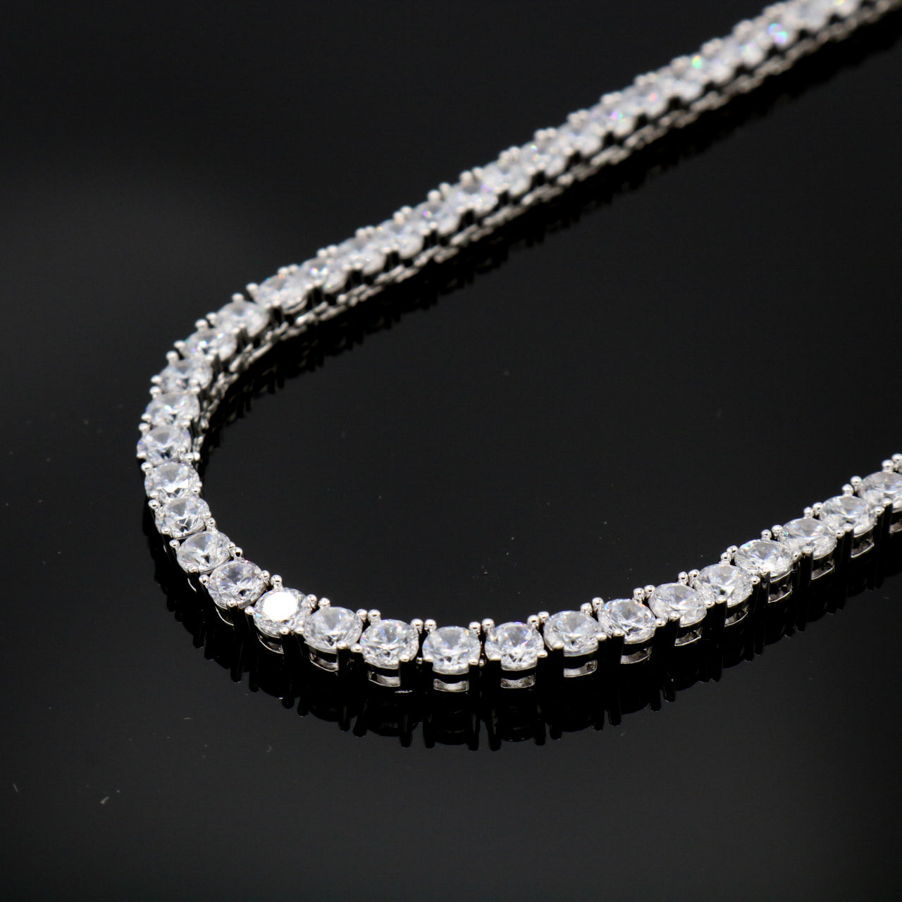 Women's Diamond Tennis Necklace (4mm) - White Gold