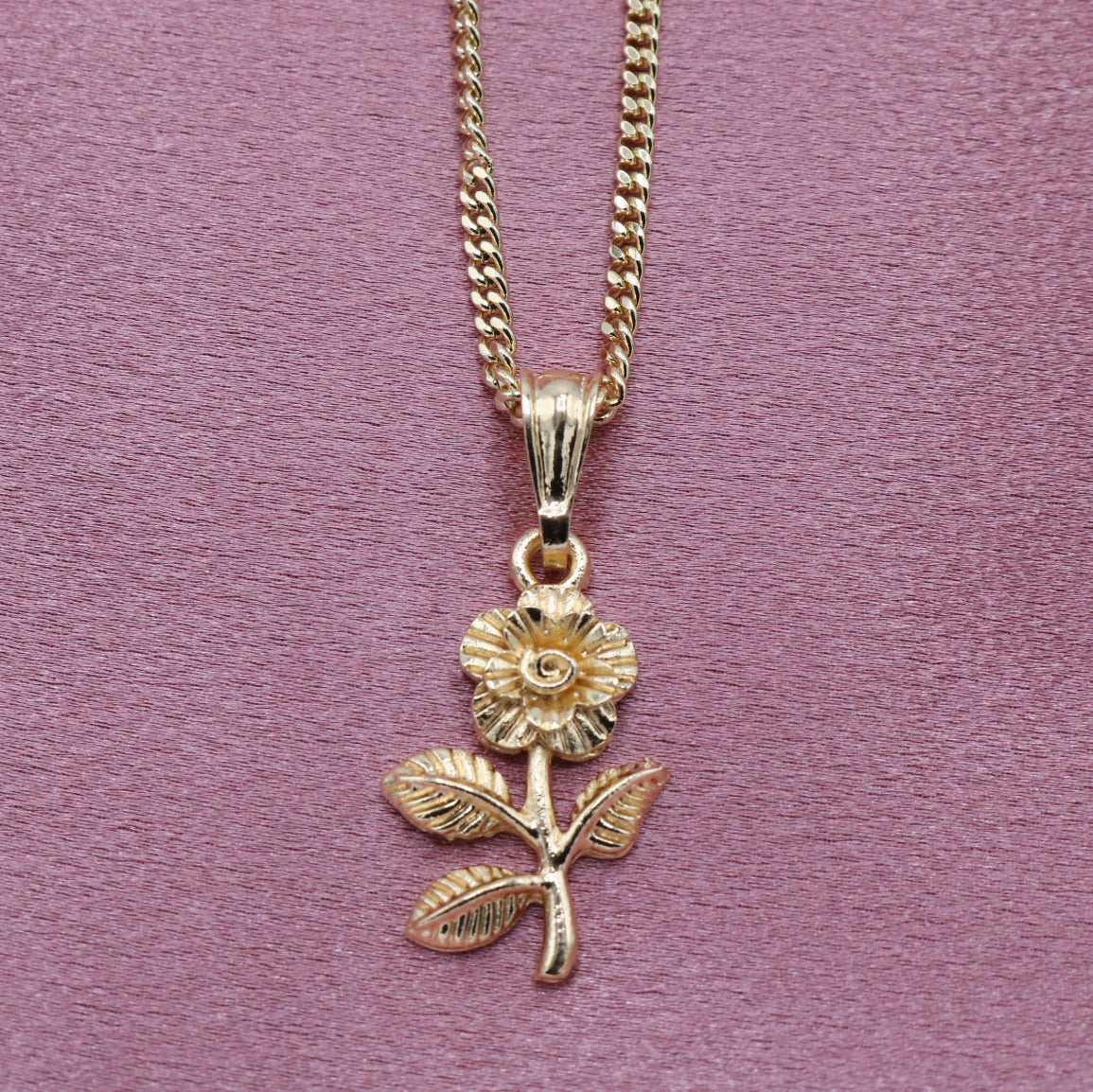 Flower Necklace - Gold