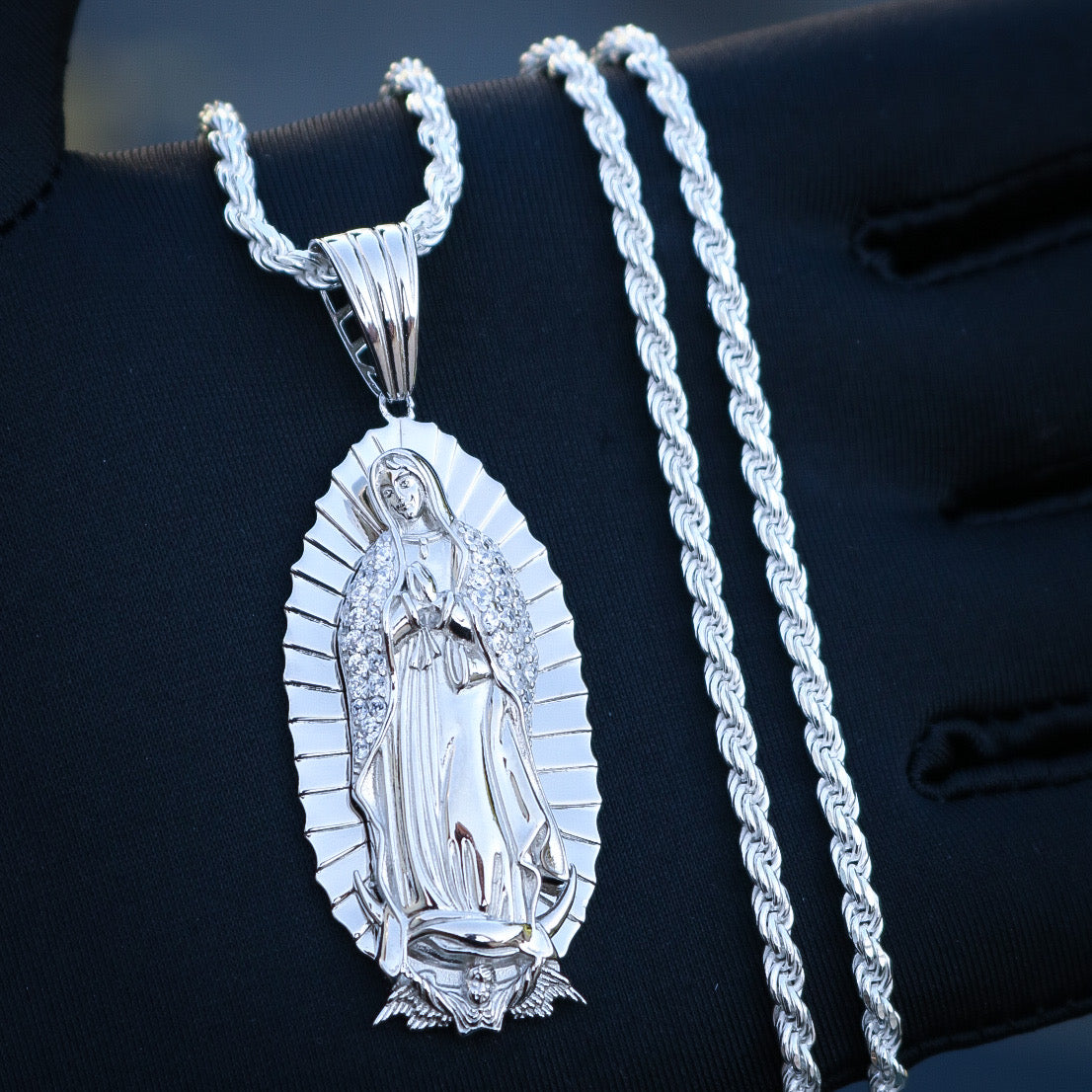 Sterling silver mother hot sale mary pendant